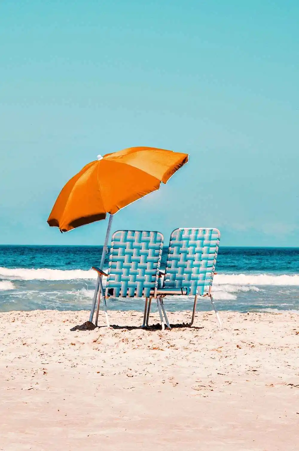 Beach Tent vs. Umbrella: Which Is Right for You?